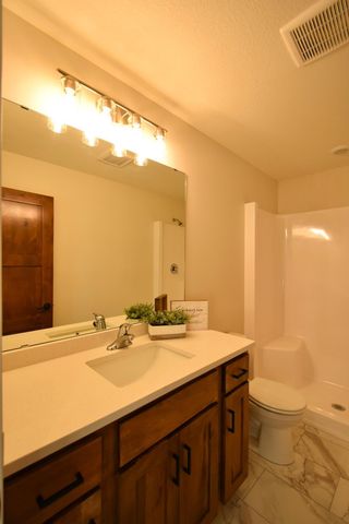 2215 Elk Run Drive SE, Pine Island, MN 55963