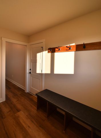 2215 Elk Run Drive SE, Pine Island, MN 55963