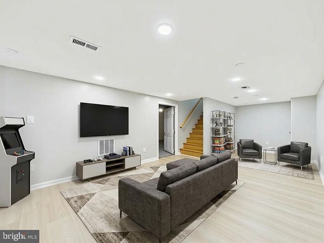 403 ARBOR DR, Glen Burnie, MD 21061