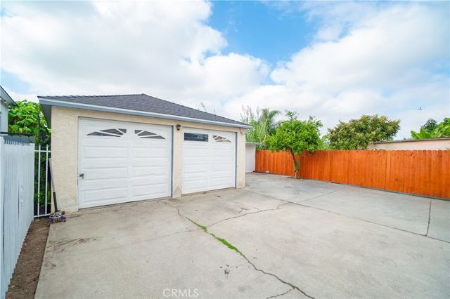 3658 W 104th, Inglewood, CA 90303