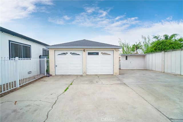 3658 W 104th, Inglewood, CA 90303