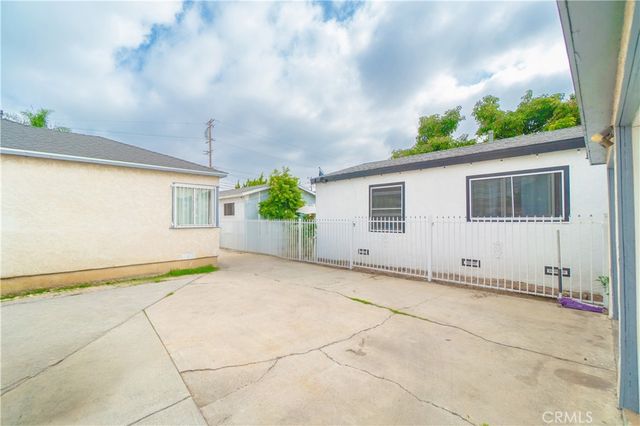 3658 W 104th, Inglewood, CA 90303