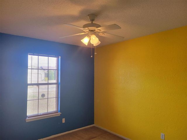 1212 NE 24th Street, Moore, OK 73160