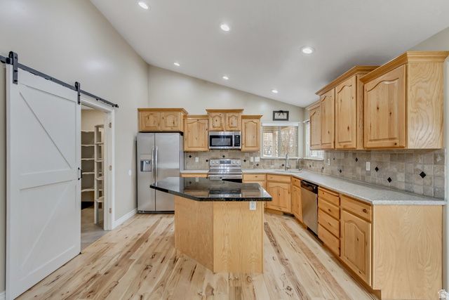 10369 S 2840 W, South Jordan, UT 84095