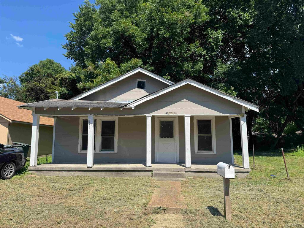 1616 HARMEN ST, Memphis, TN 38108