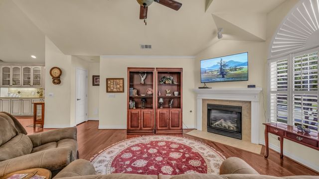 3101 Camellia Rose Drive 1111, Fort Worth, TX 76116