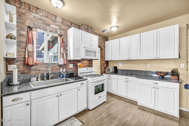534 13th Street, Sparks, NV 89431
