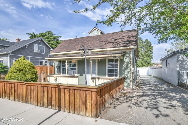 534 13th Street, Sparks, NV 89431