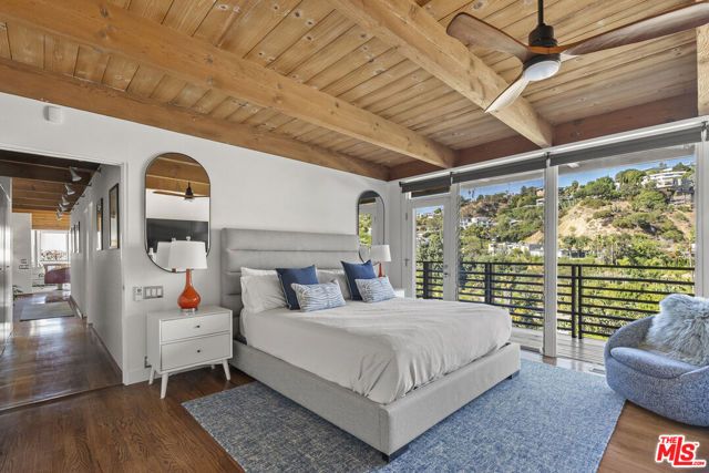 9119 Thrasher Avenue, Los Angeles, CA 90069