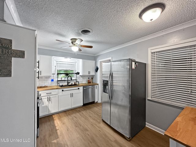1008 Normandy Drive, Clinton, MS 39056