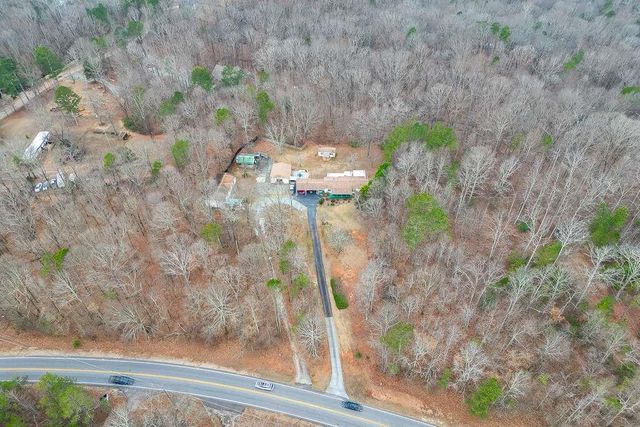 5368 Old Winder Highway, Braselton, GA 30517