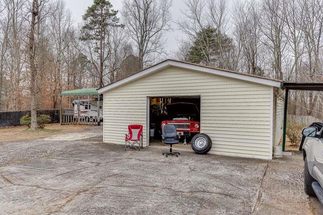 5368 Old Winder Highway, Braselton, GA 30517