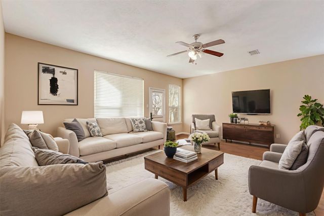 914 Chapwood Court, Spring, TX 77373