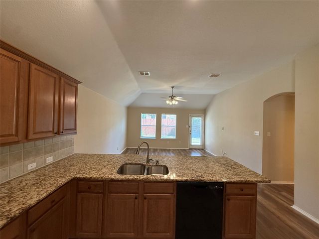 3605 Cottonwood Road, Melissa, TX 75454