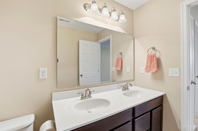 1200 Carrington Place, Hamilton Twp, OH 45039