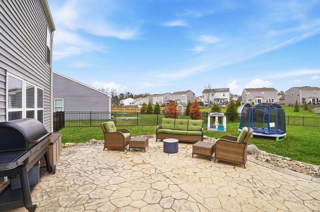 1200 Carrington Place, Hamilton Twp, OH 45039