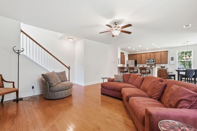 2432 Valentine Way, Charleston, SC 29414