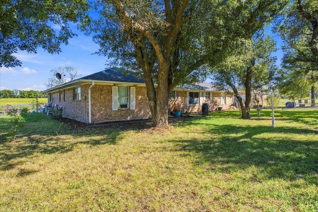 421 S Oak Street, Ector, TX 75439