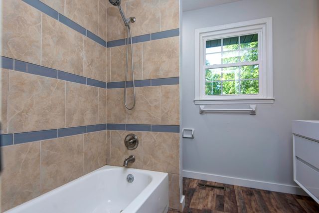 4607 S Chrisman Avenue, Springfield, MO 65804