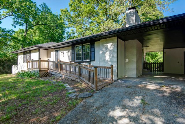 4607 S Chrisman Avenue, Springfield, MO 65804