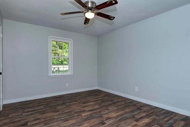 4607 S Chrisman Avenue, Springfield, MO 65804