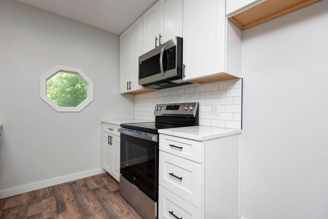 4607 S Chrisman Avenue, Springfield, MO 65804