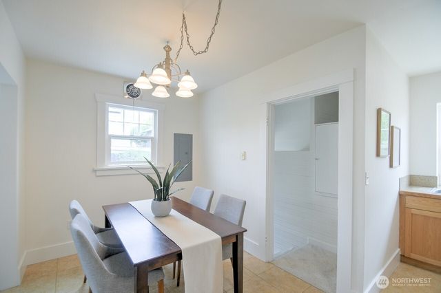 921 5th Avenue SE, Olympia, WA 98501