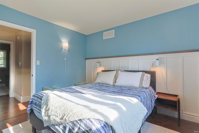 51962 Pennyroyal Lane, Granger, IN 46530