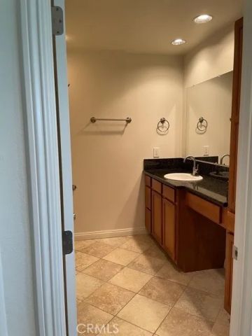 733 Lake Street 3, Huntington Beach, CA 92648