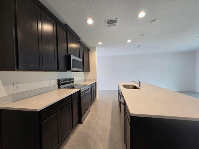 1556 CLOUDY COURT, St Cloud, FL 34769