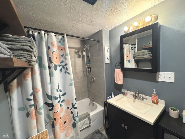 819 W 9th Street, Rushville, IN 46173