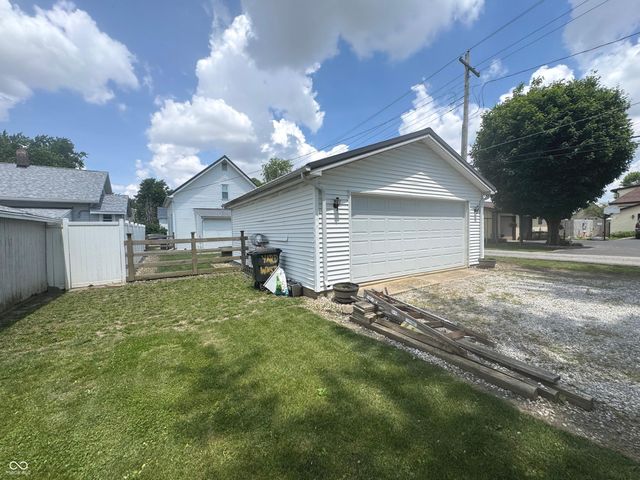 819 W 9th Street, Rushville, IN 46173