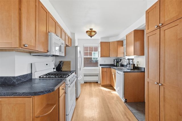 320 Marylea Ave, Brentwood, PA 15227