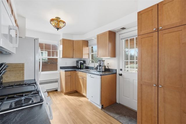 320 Marylea Ave, Brentwood, PA 15227