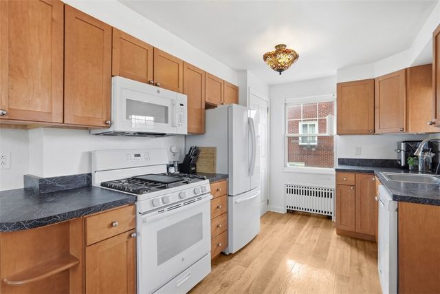 320 Marylea Ave, Brentwood, PA 15227