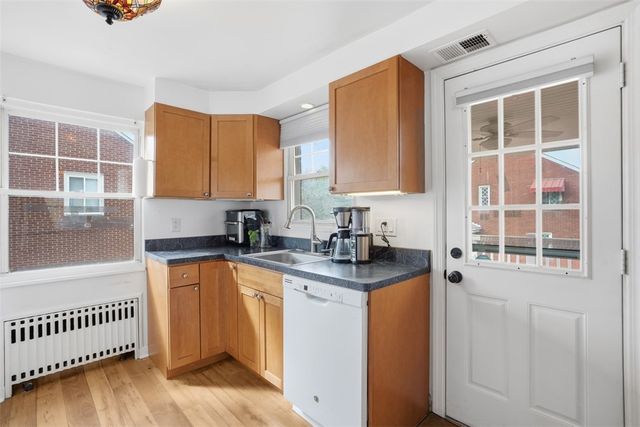 320 Marylea Ave, Brentwood, PA 15227