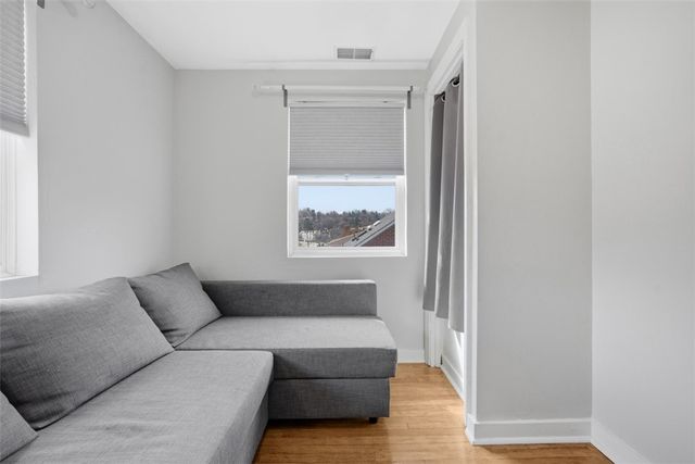 320 Marylea Ave, Brentwood, PA 15227