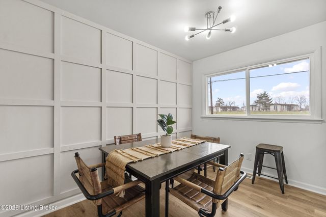 3602 Downing Way, Louisville, KY 40218