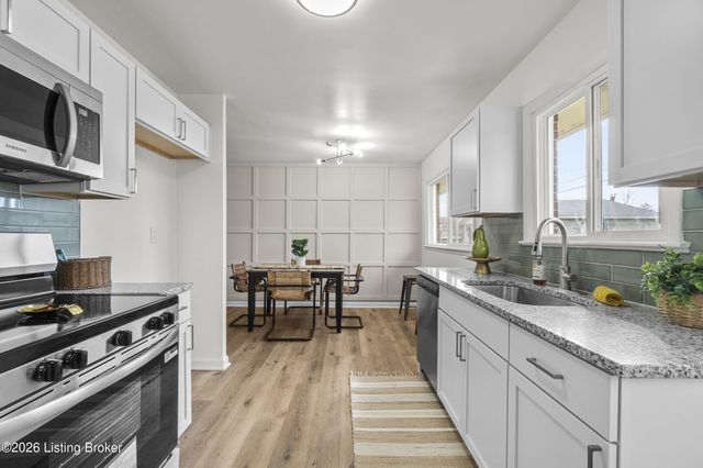 3602 Downing Way, Louisville, KY 40218