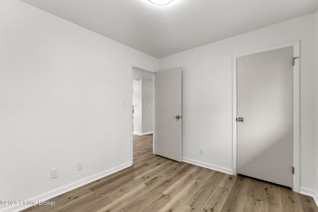 3602 Downing Way, Louisville, KY 40218