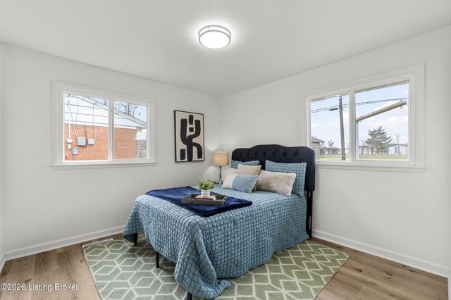 3602 Downing Way, Louisville, KY 40218