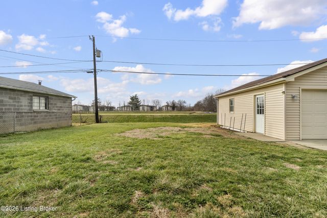 3602 Downing Way, Louisville, KY 40218