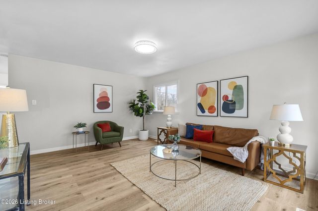 3602 Downing Way, Louisville, KY 40218