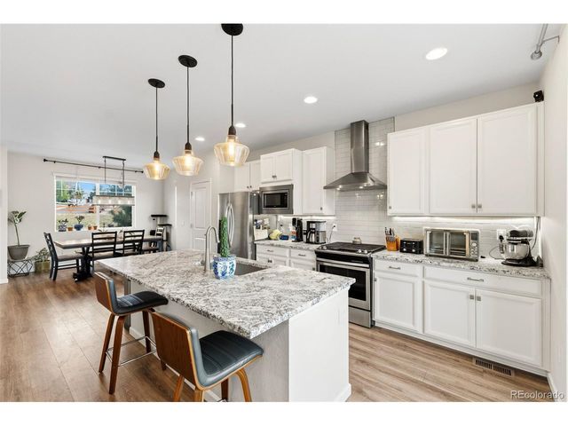 5620 Canyon View Dr, Castle Rock, CO 80104