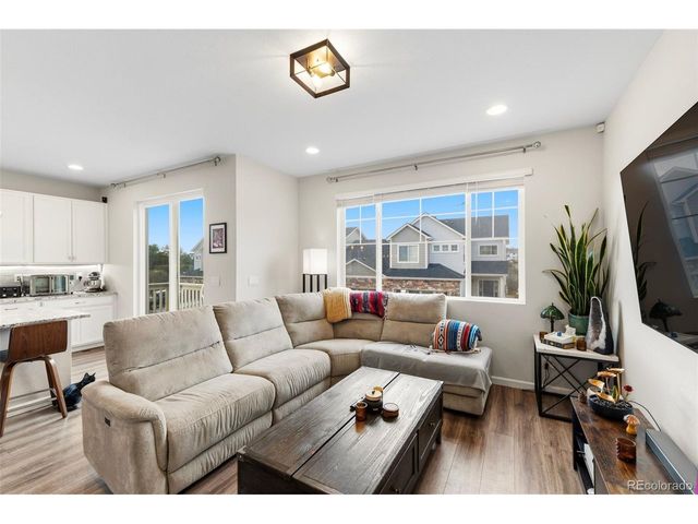 5620 Canyon View Dr, Castle Rock, CO 80104