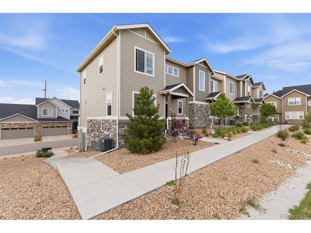 5620 Canyon View Dr, Castle Rock, CO 80104