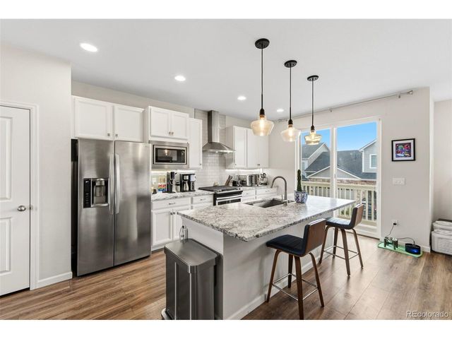 5620 Canyon View Dr, Castle Rock, CO 80104