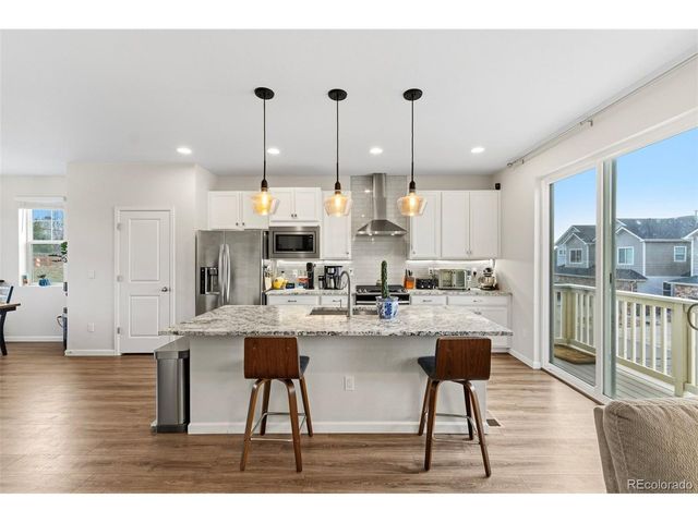 5620 Canyon View Dr, Castle Rock, CO 80104