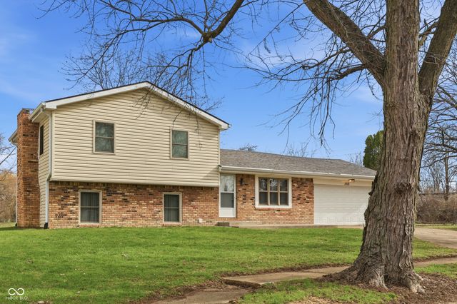 1202 Victoria Drive, Lebanon, IN 46052