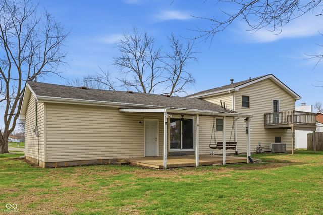 1202 Victoria Drive, Lebanon, IN 46052